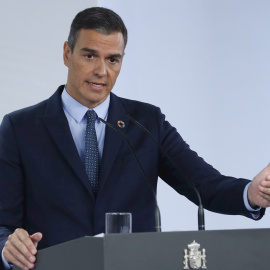 El presidente del Gobierno, Pedro Sánchez, durante la rueda de prensa posterior al Consejo de Ministros celebrado en La Moncloa, este martes. EFE/ Zipi
