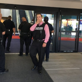 Apuñalado un policía en un aeropuerto de Michigan en un posible ataque terrorista. CNN