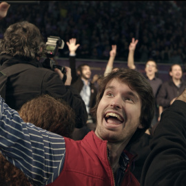 Víctor García León, uno de los cineastas más valiosos y brillantes de nuestro cine, retrata la España desquiciada en 'Selfie'.