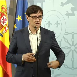 Sanidad emplaza a Ayuso a reconsiderar las medidas en Madrid