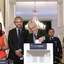 El presidente de Chile, Sebastián Piñera durante la presentación de la convocatoria del plebiscito constitucional para votar si se redacta una nueva Constitución / EFE