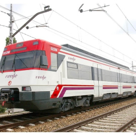 La avería del tren de cercanías tuvo lugar en la estación de Villaverde Bajo, en Madrid. / EFE