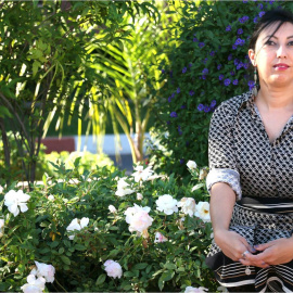 Chadia Arab, autora del libro Las señoras de las fresas / Agnés Clermont