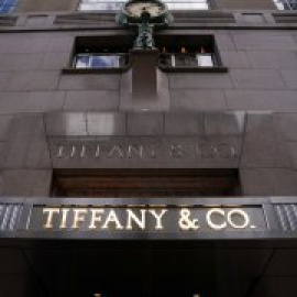 Tiffany llevará a los tribunales a LVMH por retirar su acuerdo de compra