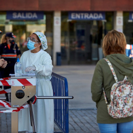 Vista de las instalaciones de Talavera Ferial que acogen desde este lunes la realización de pruebas PCR. - EFE