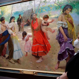Detalle de la obra Antonio Fillol (1870-1930)'La rebelde” en la inauguración de 'Invitadas'. | EFE