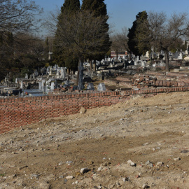 Lugar en el que se encuentra el osario con miles de restos humanos y que aparecieron tras un arrastre de tierras provocado por las lluvias.- FERNANDO SÁNCHEZ