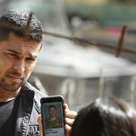 Willy Valderama en un episodio de 'Navy'