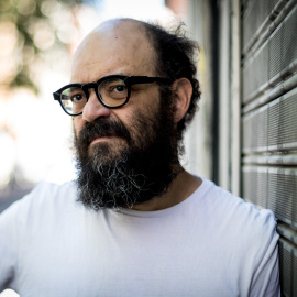 Ignatius discierne en el horizonte los límites del humor. CHRISTIAN GONZALEZ