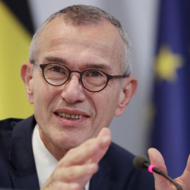 Bélgica impone toques de queda y cierre de restaurantes para frenar el virus / EFE