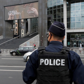 Imagen de archivo de agentes de la policía francesa. /Reuters