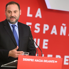 El secretario de Organización del PSOE, José Luis Ábalos, durante la rueda de prensa ofrecida tras la reunión de la Comisión Ejecutiva Federal, en Madrid. EFE/ Fernando Villar