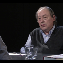 Gregorio Morán en un momento de la entrevista.