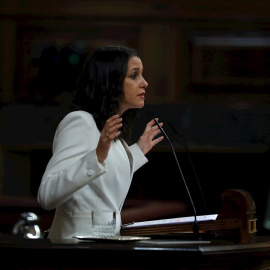 21/10/2020.- La presidenta de Ciudadanos, Inés Arrimadas, interviene durante la moción de censura de Vox al gobierno de coalición en el Congreso de los Diputados, el pasado miércoles. EFE/Emilio Naranjo