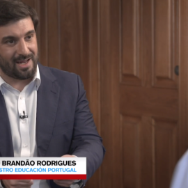El ministro de Educación de Portugal, Tiago Brandao Rodrigues,durante la entrevista
