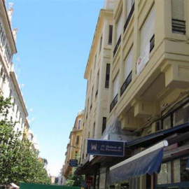 La antigua Calle José Cruz Conde, con su actual denominación de Foro Romano, en aplicación de Ley de Memoria Histórica, volverá a llamarse Cruz Conde. (EP)