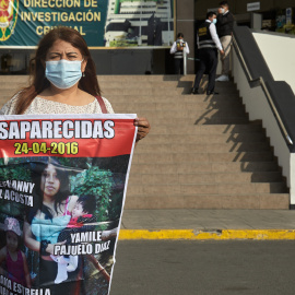 Patricia Acosta exige investigación policial. Lleva más de cuatro años buscando a su hija Stephannie Díaz, de 24 años, y a sus dos nietas de cinco años y de ocho meses. -MERCEDES PALOMINO