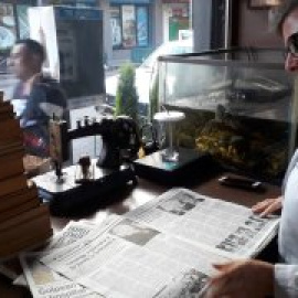 Café republicano en la calle del exilio en México