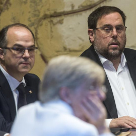 Jordi Turull i Oriol Junqueras en la reunió del Govern d'aquest dimarts. EFE / Quique García