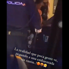 Captura de pantalla del vídeo de la agresión. / Twitter