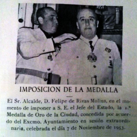 PSOE y PP se alían en un pueblo de Ciudad Real para mantener la Medalla de Oro a Franco. Periódico CLM