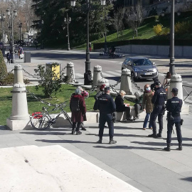 Momento de la intervención de la Policía Nacional ante el colectivo Apostasía Feminista.