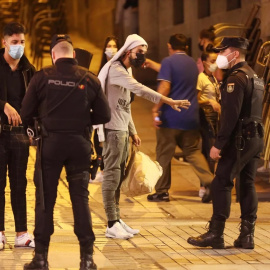 Policías identifican a jóvenes