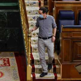 El vicepresidente segundo del Gobierno, Pablo Iglesias tras su intervención en el debate de dos mociones tras la sesión de control al Gobierno este miércoles en el Congreso.