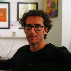 El investigador César Muñoz-Fontela. / Foto cedida por el científico