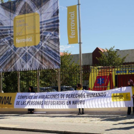 Acto de Amnistía Internacional frente a la Junta de Accionistas de la empresa española Ferrovial // Amnistía Internacional