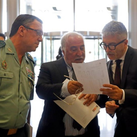 Más radares y más agentes para los 90 millones de viajes de este verano. EFE/Juan Carlos Hidalgo