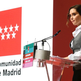 Isabel Díaz Ayuso preside el acto institucional de la Comunidad por el Día Internacional de la eliminación de la Violencia contra la Mujer.- Victor Lerena / EFE