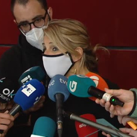 Yolanda Díaz convocará la mesa de diálogo social estos días para subir el SMI