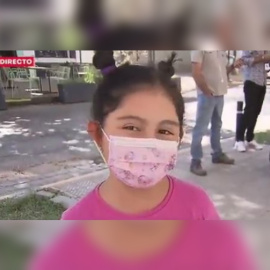 Niña chilena pide la reducción de la jornada laboral.