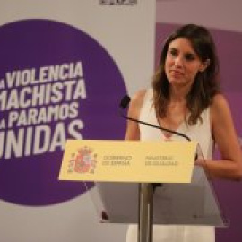 Montero critica que tanto en España como en Afganistán "hay formas de oprimir a las mujeres"