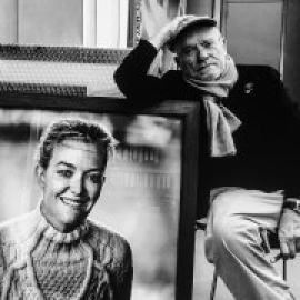 Marta Ortega cierra al público una exposición en el puerto de A Coruña para celebrar un acto privado