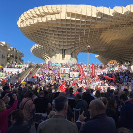 Manifestantes en las Setas.