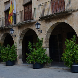 Fachada del Ayuntamiento de Batea,Tarragona / Cedida