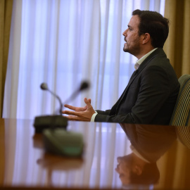 El ministro de Consumo, Alberto Garzón, en una entrevista con 'Público'.