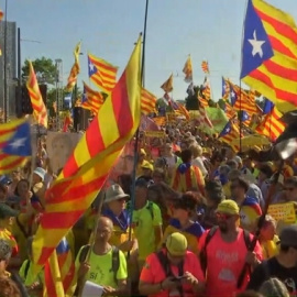 Milers d'independentistes a les portes del Parlament Europeu d'Estrasburg. CCMA