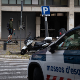 Un coche de los Mossos d'Esquadra en Barcelona, a 16 de octubre de 2023.