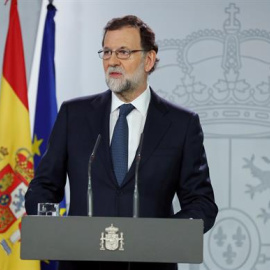 Mariano Rajoy en un momento de su declaración institucional en la que anunció la aplicación del artículo 155. EFE/Archivo