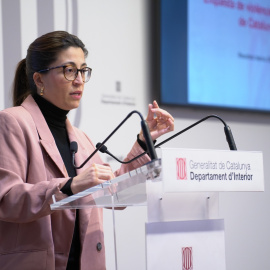 La directora general d’Administració de Seguretat, Sònia Andolz, durant la presentació de l'Enquesta.