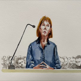 Retrato de Giséle Pélicot durante el juicio de su marido con 50 coacusados en el tribunal de Aviñón, Francia, el 18 de septiembre de 2024.