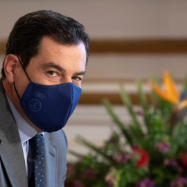 El presidente de la Junta de Andalucía, Juanma Moreno durante la rueda de prensa de este viernes.