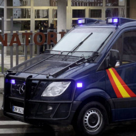 Imagen de archivo de un furgón de la Policía Nacional / EFE