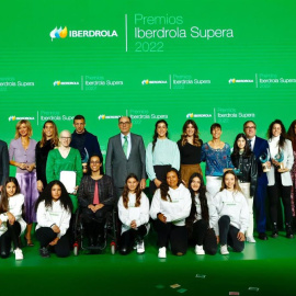 Foto de familia de los III Premios Iberdrola Supera.