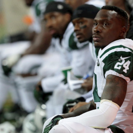 El exjugador de la NFL (Liga Nacional de Fútbol Americano) Phillip Adams