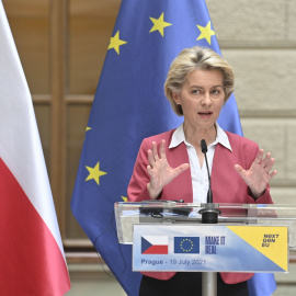 Presidenta de la Comisión de la UE, von der Leyen, en Praga a 19/07/2021.