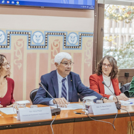 Imatge de la reunió del grup de treball, encapçalada pel conseller de Salut, Manel Balcells, i la consellera de Feminismes, Tània Verge.